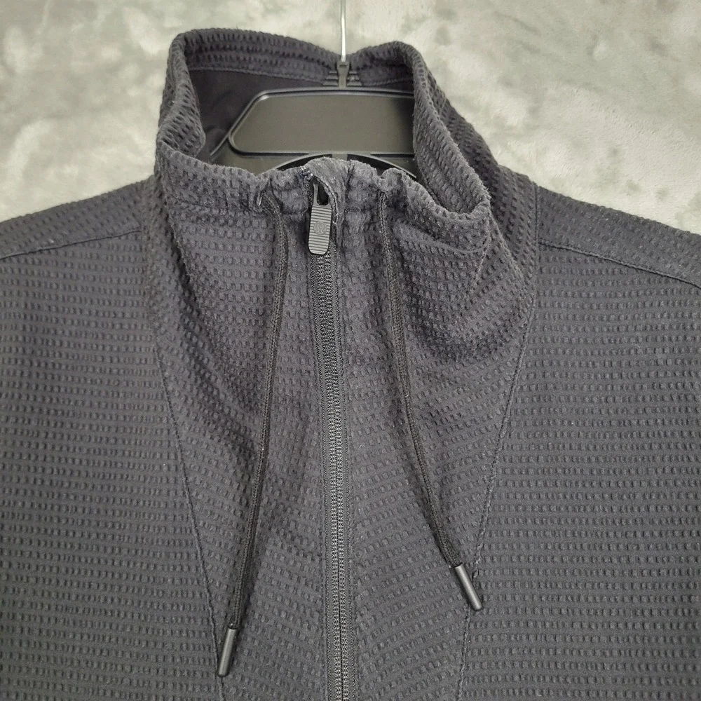 Lululemon Jacket Women's 6 Black 1/4 Zip Pullover Mock Neck Front Pocket Warmers